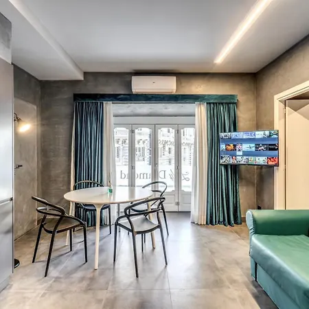 Lady Diamond * Naples