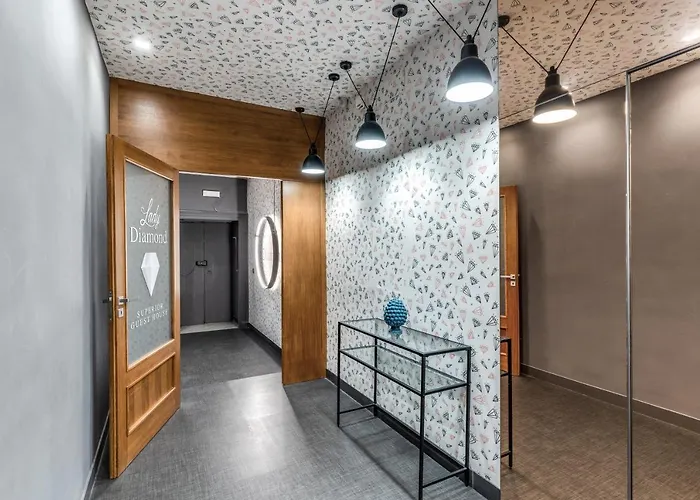 Lady Diamond * نابولي