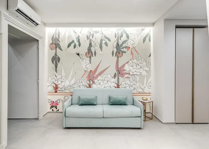 Lady Diamond * نابولي